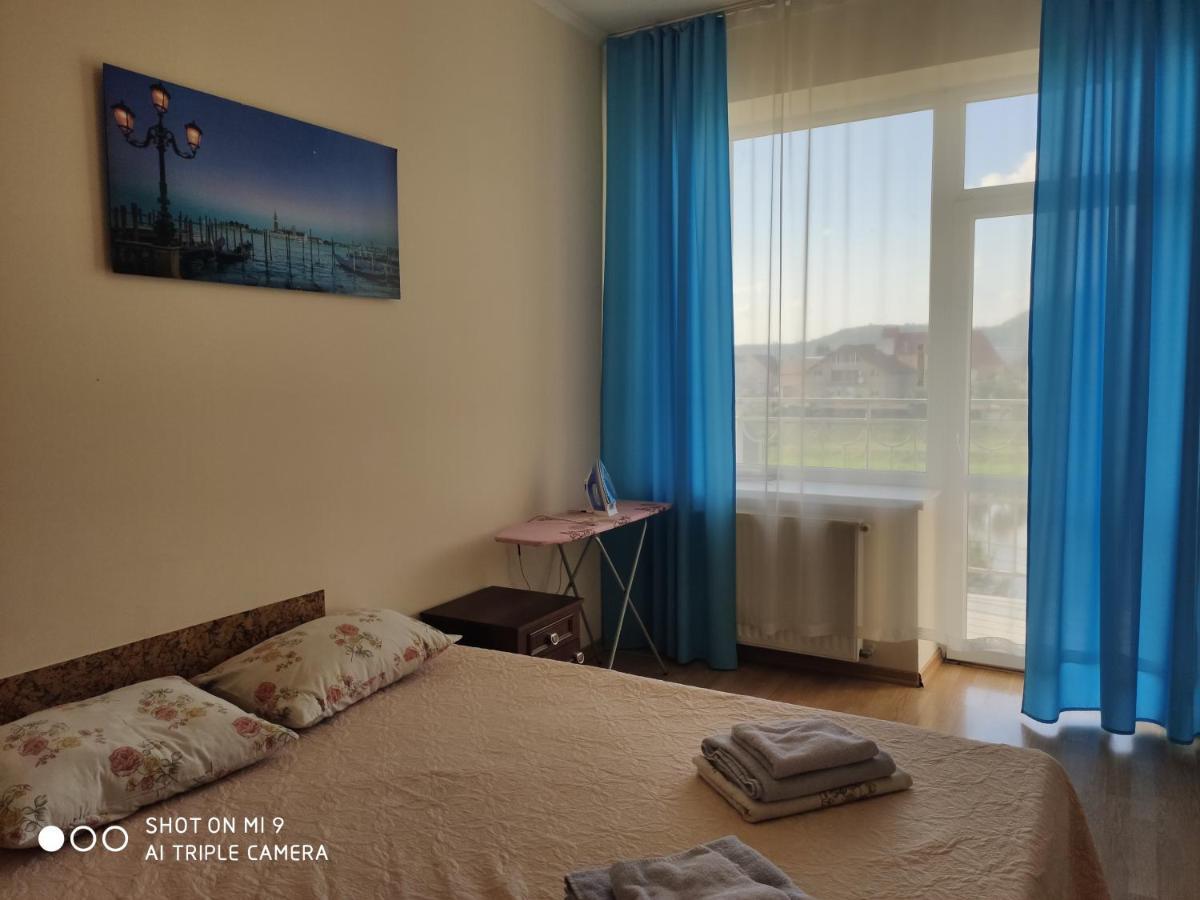 Apartments Domovik Просторная Квартира С Видом На Горы Mukacheve Exterior foto