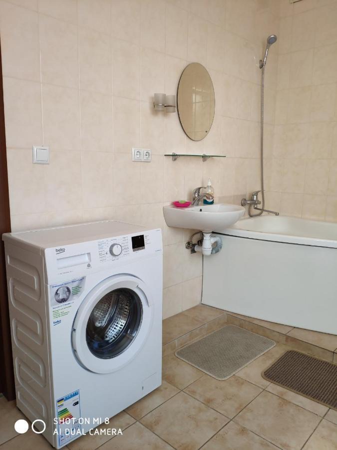 Apartments Domovik Просторная Квартира С Видом На Горы Mukacheve Exterior foto